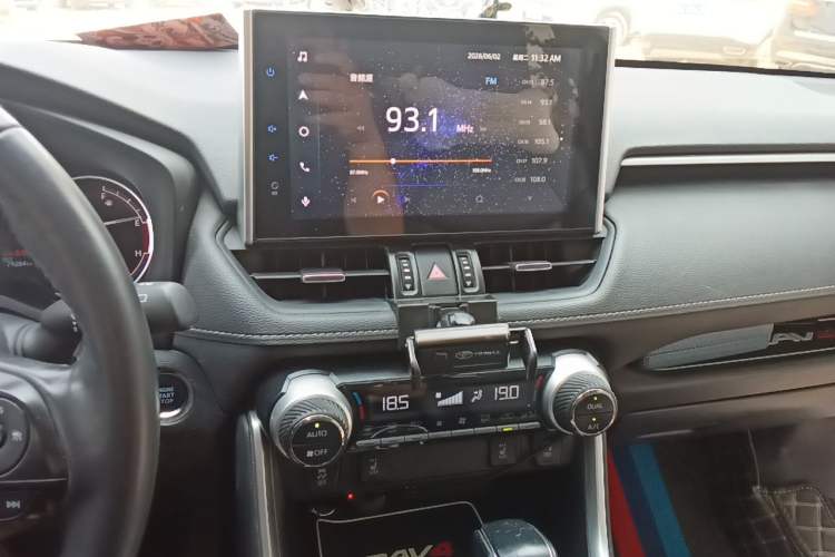 Used Toyota RAV4 2022 2.0L CVT Two-Wheel Drive Fashion Plus Edition Audio And AC Panel