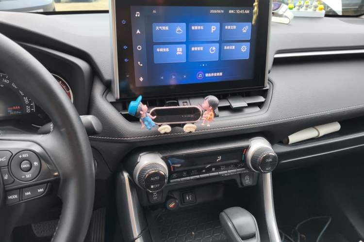 Used Toyota RAV4 2022 2.0L CVT Two-Wheel Drive Fashion Edition Audio And AC Panel