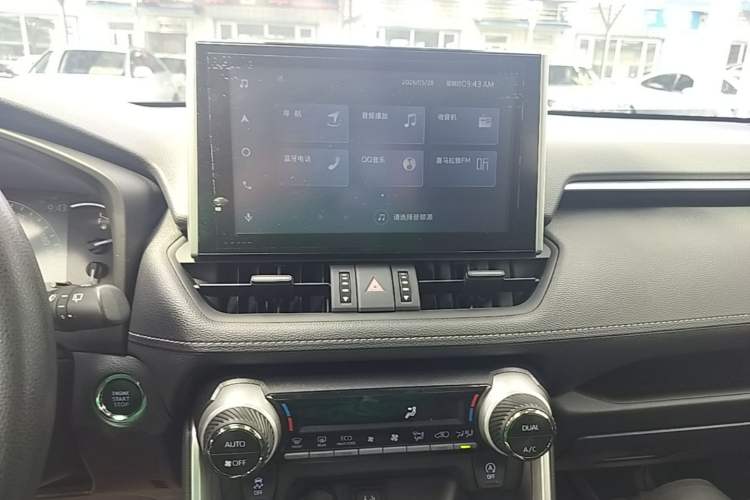Used Toyota RAV4 2022 2.0L CVT Two-Wheel Drive Fashion Edition Audio And AC Panel