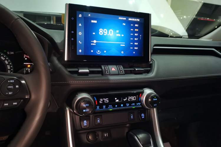 Used Toyota RAV4 2022 2.0L CVT Two-Wheel Drive Fashion Plus Edition Audio And AC Panel