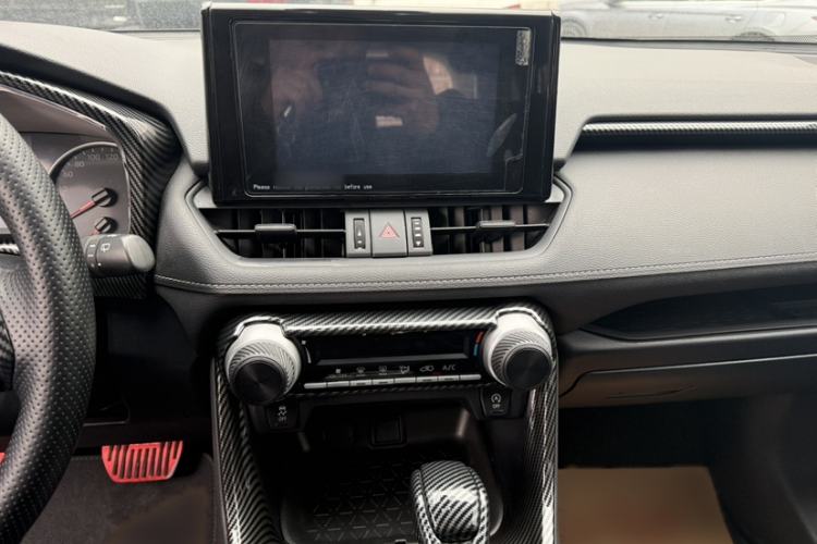 Used Toyota RAV4 2022 2.0L CVT Two-Wheel Drive Urban Edition Audio And AC Panel
