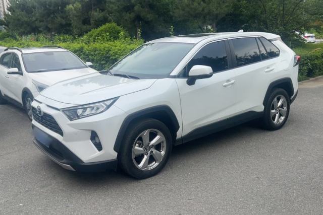 Used Toyota RAV4 2022 2.0L CVT Two-Wheel Drive Fashion Plus Edition