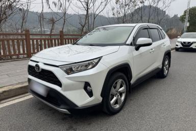 Used Toyota RAV4 2022 2.0L CVT Two-Wheel Drive Fashion Plus Edition