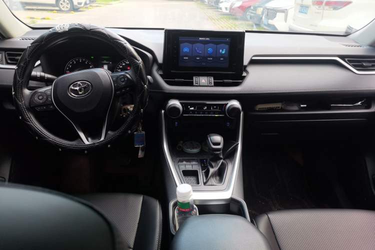 Used Toyota RAV4 2022 2.0L CVT Two-Wheel Drive Urban Edition Center Console