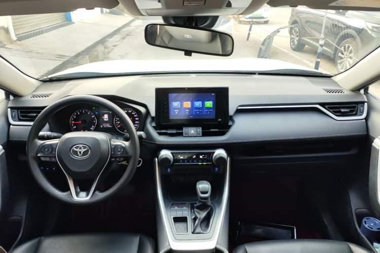 Used Toyota RAV4 2022 2.0L CVT Two-Wheel Drive Urban Edition Center Console