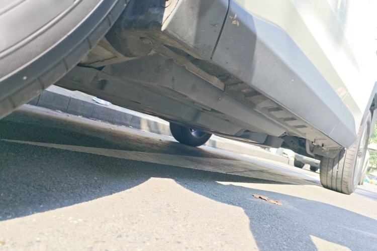 Used Toyota RAV4 2022 Dual-Engine 2.5L E-CVT Two-Wheel Drive Elite Edition Chassis Front Left