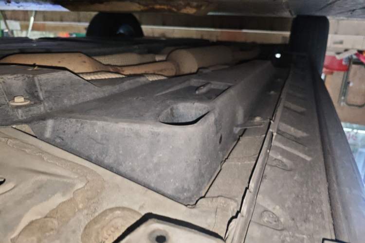 Used Toyota RAV4 2022 Dual-Engine 2.5L E-CVT Two-Wheel Drive Elite Edition Chassis Front Right