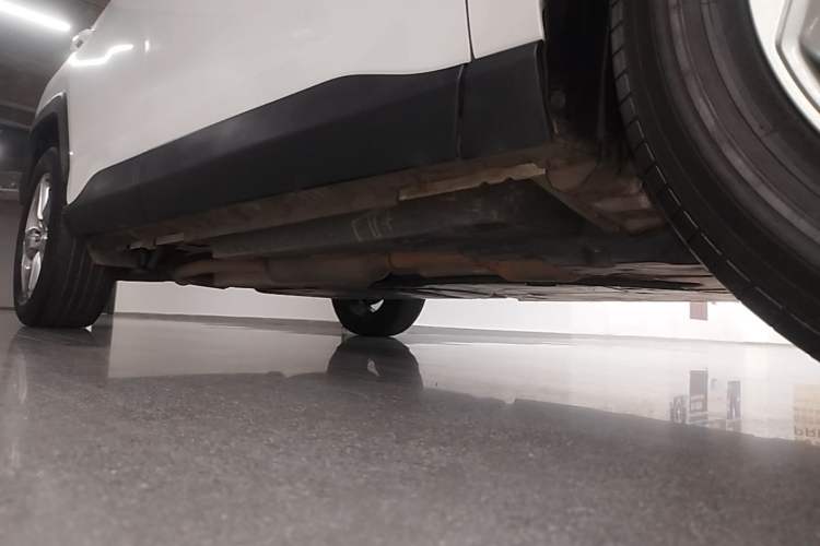 Used Toyota RAV4 2022 Dual-Engine 2.5L E-CVT Two-Wheel Drive Elite Edition Chassis Front Right
