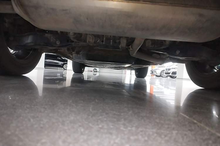 Used Toyota RAV4 2022 Dual-Engine 2.5L E-CVT Two-Wheel Drive Elite Edition Chassis Rear