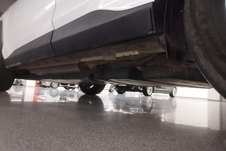 Used Toyota RAV4 2022 Dual-Engine 2.5L E-CVT Two-Wheel Drive Elite Edition Chassis Rear Left
