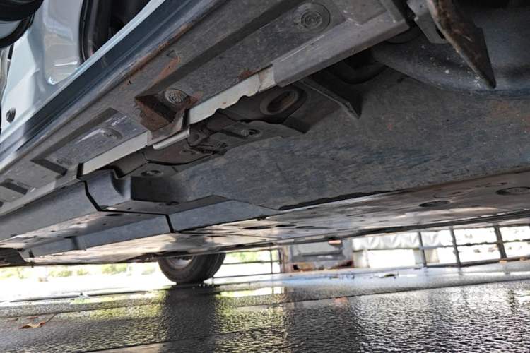 Used Toyota RAV4 2022 2.0L CVT Two-Wheel Drive Urban Edition Chassis Rear Right