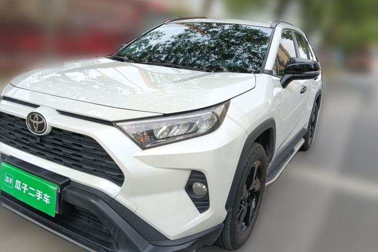 Used Toyota RAV4 2022 2.0L CVT Two-Wheel Drive Fashion Edition Guazi used car, China used car export, Used car for sale, Used cars, Cheapest cars for sale