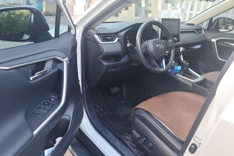 Used Toyota RAV4 2022 2.0L CVT Two-Wheel Drive Fashion Plus Edition Driver Seat