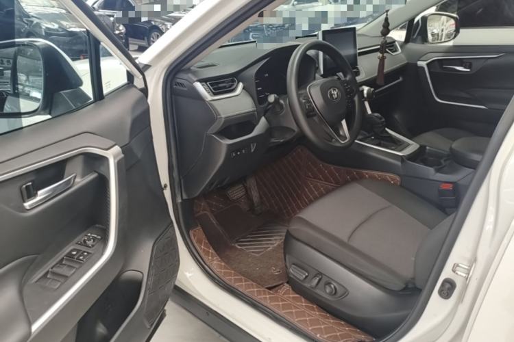 Used Toyota RAV4 2022 Dual-Engine 2.5L E-CVT Two-Wheel Drive Elite Edition Driver Seat
