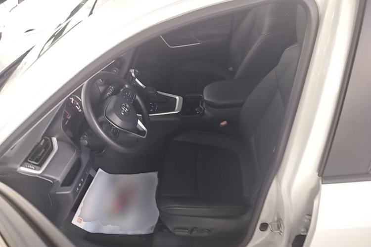 Used Toyota RAV4 2022 2.0L CVT Two-Wheel Drive Fashion Edition Driver Seat