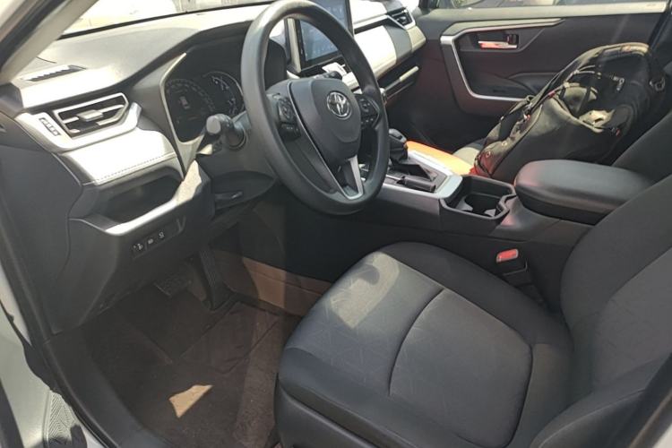 Used Toyota RAV4 2022 Dual-Engine 2.5L E-CVT Two-Wheel Drive Elite Edition Driver Seat
