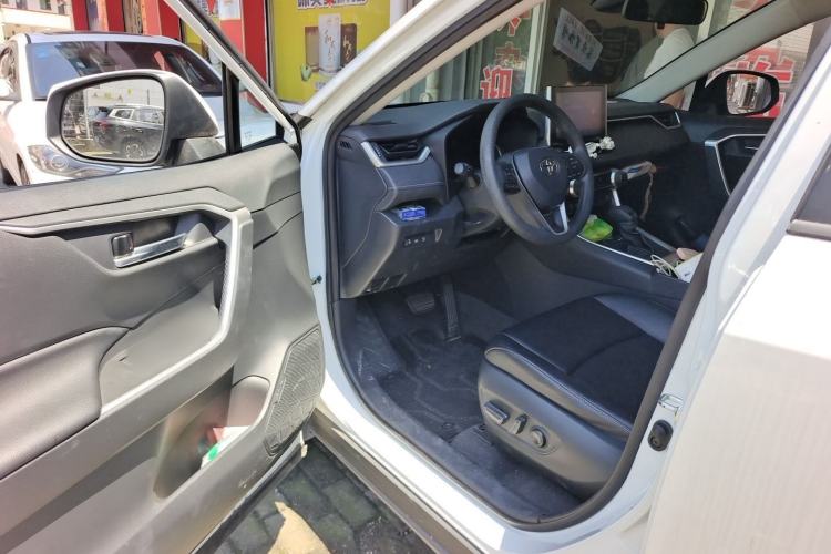 Used Toyota RAV4 2022 2.0L CVT Two-Wheel Drive Fashion Edition Driver Seat