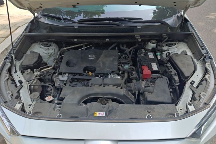 Used Toyota RAV4 2022 2.0L CVT Two-Wheel Drive Fashion Edition Engine Bay
