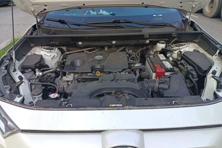 Used Toyota RAV4 2022 2.0L CVT Two-Wheel Drive Fashion Plus Edition Engine Bay