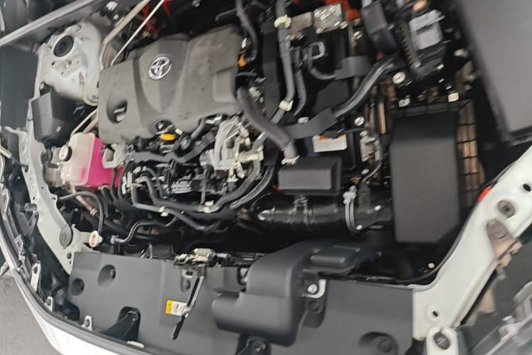 Used Toyota RAV4 2022 Dual-Engine 2.5L E-CVT Two-Wheel Drive Elite Edition Engine Bay