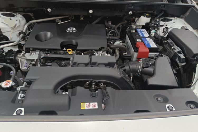 Used Toyota RAV4 2022 2.0L CVT Two-Wheel Drive Fashion Edition Engine Bay