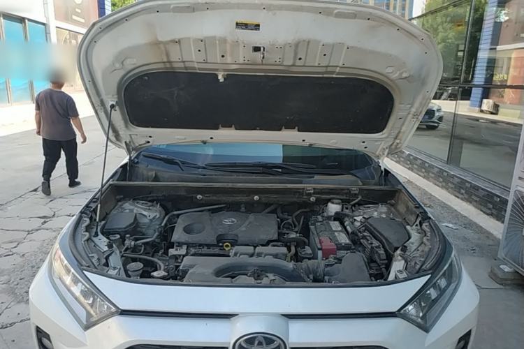 Used Toyota RAV4 2022 2.0L CVT Two-Wheel Drive Fashion Plus Edition Engine Bay