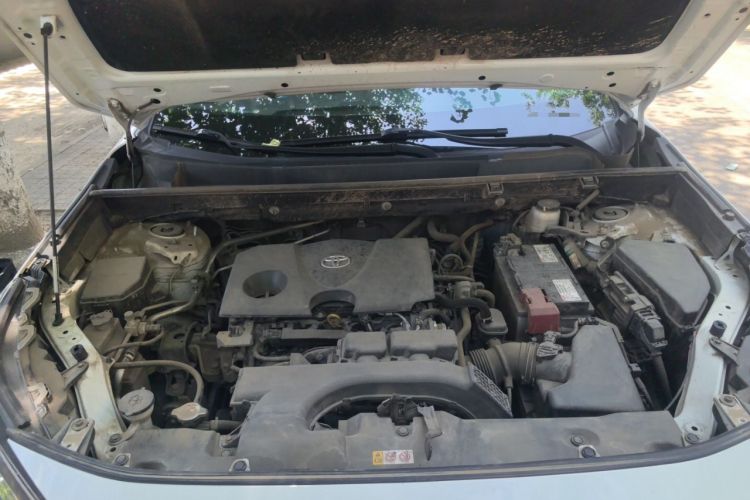 Used Toyota RAV4 2022 2.0L CVT Two-Wheel Drive Fashion Plus Edition Engine Bay