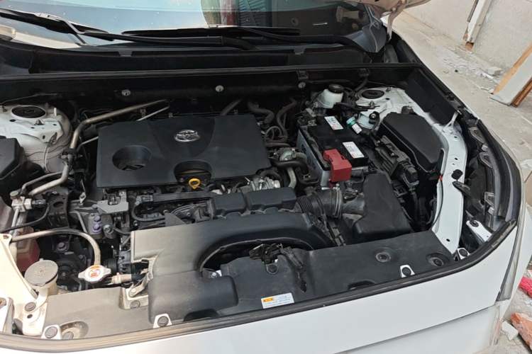 Used Toyota RAV4 2022 2.0L CVT Two-Wheel Drive Fashion Plus Edition Engine Bay