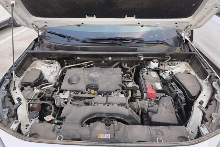 Used Toyota RAV4 2022 2.0L CVT 4x4 Style Plus Edition Engine Bay