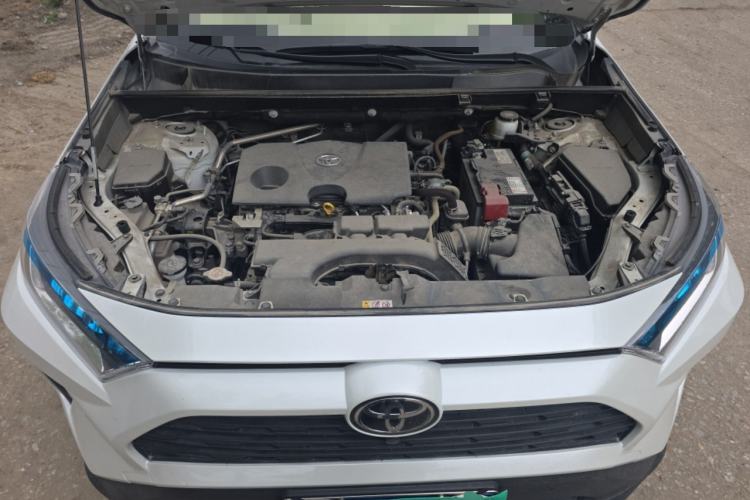 Used Toyota RAV4 2022 2.0L CVT Two-Wheel Drive Fashion Edition Engine Bay
