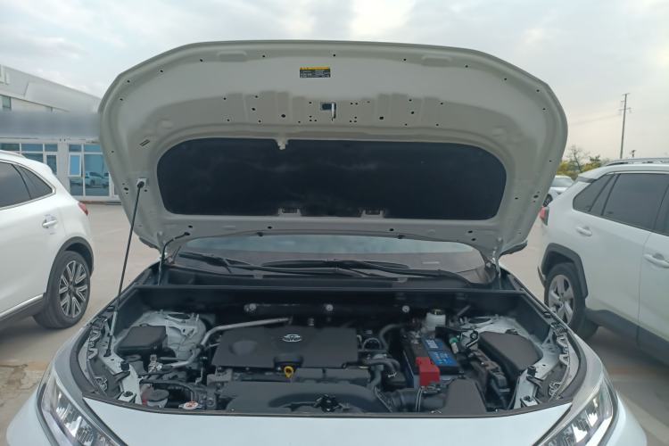 Used Toyota RAV4 2022 2.0L CVT Two-Wheel Drive Fashion Plus Edition Engine Bay