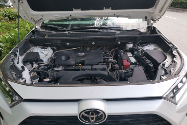 Used Toyota RAV4 2022 2.0L CVT Two-Wheel Drive Fashion Plus Edition Engine Bay