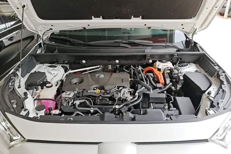Used Toyota RAV4 2022 Dual-Engine 2.5L E-CVT Four-Wheel Drive Flagship Edition Engine Bay