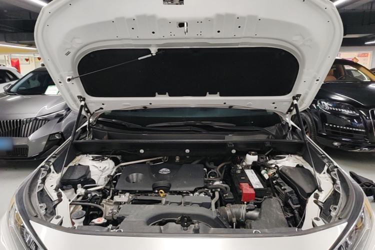 Used Toyota RAV4 2022 2.0L CVT Two-Wheel Drive Fashion Plus Edition Engine Bay