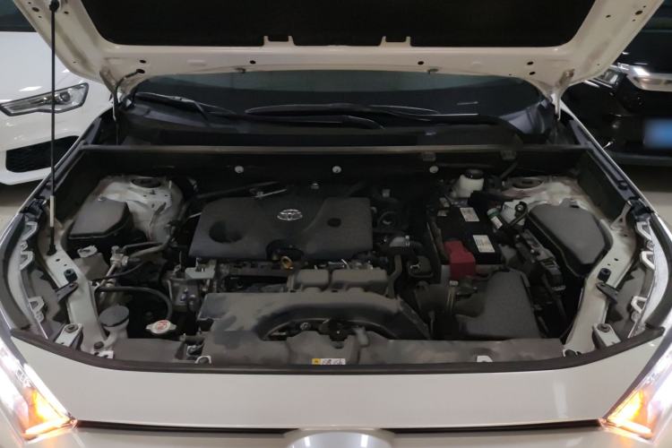 Used Toyota RAV4 2022 2.0L CVT Two-Wheel Drive Fashion Plus Edition Engine Bay