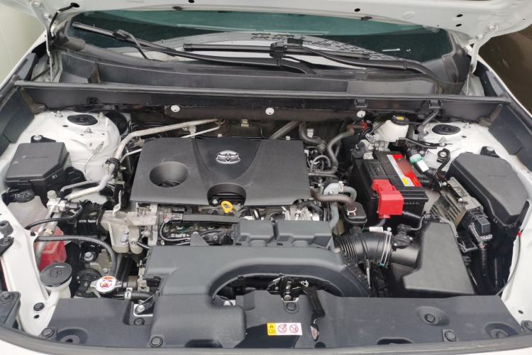 Used Toyota RAV4 2022 2.0L CVT Two-Wheel Drive Fashion Plus Edition Engine Bay