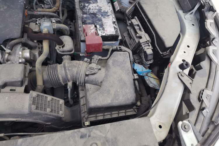 Used Toyota RAV4 2022 2.0L CVT Two-Wheel Drive Fashion Edition Engine Bay Left