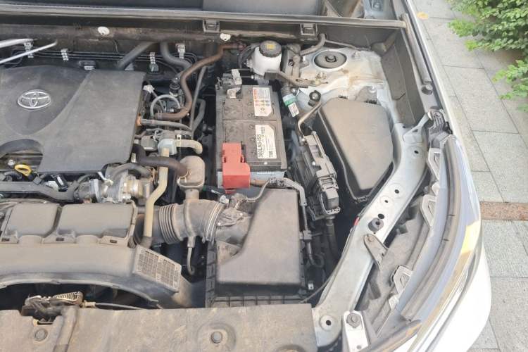 Used Toyota RAV4 2022 2.0L CVT Two-Wheel Drive Fashion Plus Edition Engine Bay Left