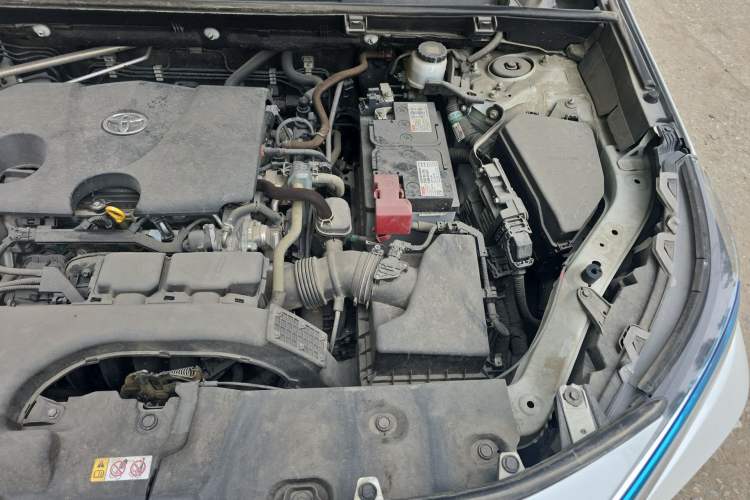 Used Toyota RAV4 2022 2.0L CVT Two-Wheel Drive Fashion Edition Engine Bay Left