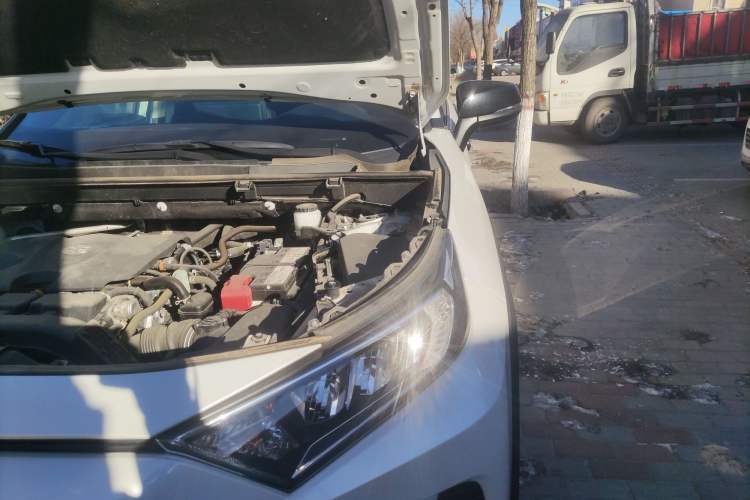 Used Toyota RAV4 2022 2.0L CVT 4x4 Style Plus Edition Engine Bay Left