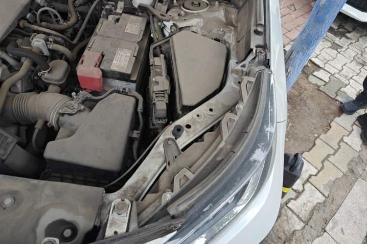 Used Toyota RAV4 2022 2.0L CVT Two-Wheel Drive Fashion Plus Edition Engine Bay Left