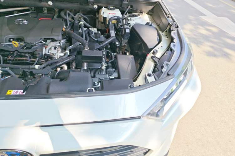 Used Toyota RAV4 2022 Dual-Engine 2.5L E-CVT Two-Wheel Drive Elite Edition Engine Bay Left