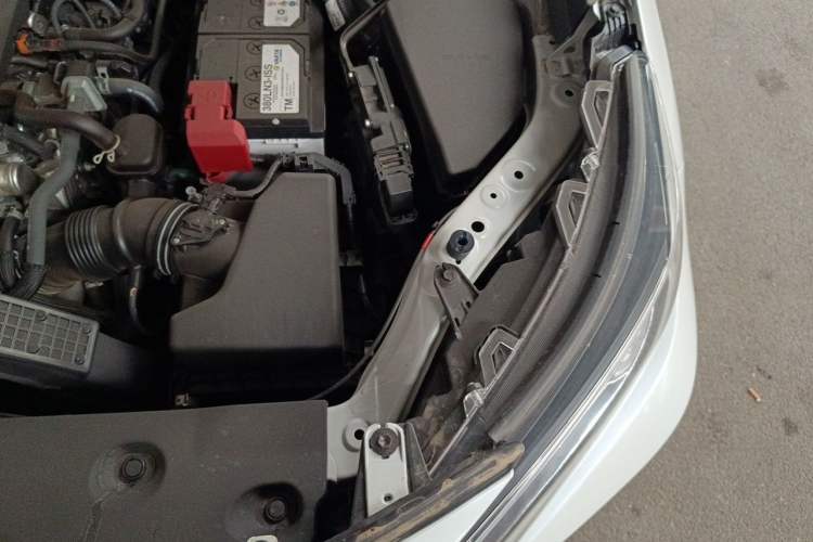Used Toyota RAV4 2022 2.0L CVT Two-Wheel Drive Fashion Edition Engine Bay Left
