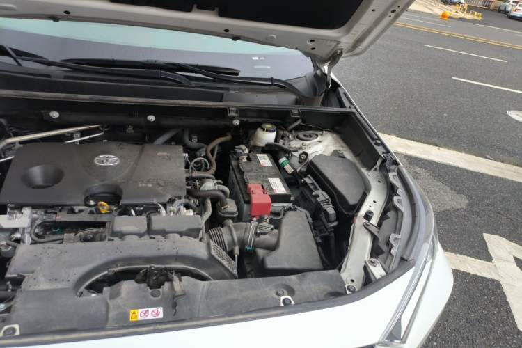 Used Toyota RAV4 2022 2.0L CVT Two-Wheel Drive Fashion Plus Edition Engine Bay Left