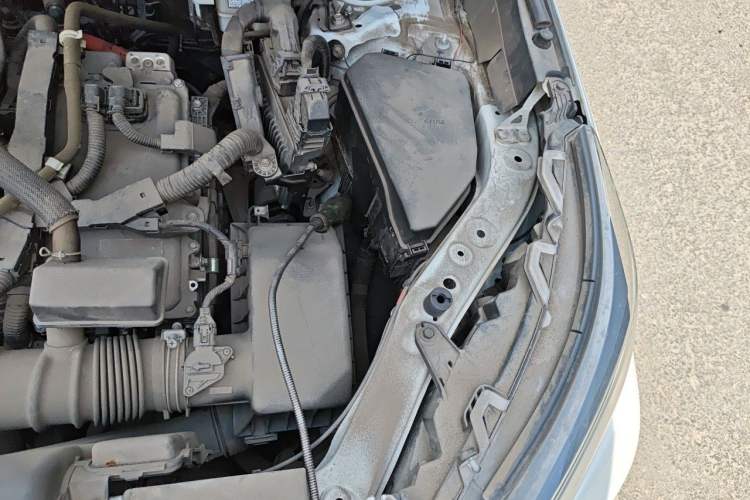 Used Toyota RAV4 2022 Dual-Engine 2.5L E-CVT Two-Wheel Drive Elite Edition Engine Bay Left