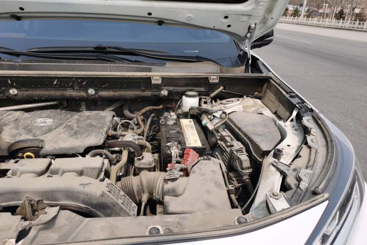 Used Toyota RAV4 2022 2.0L CVT Four-Wheel Drive Premium Edition Engine Bay Left