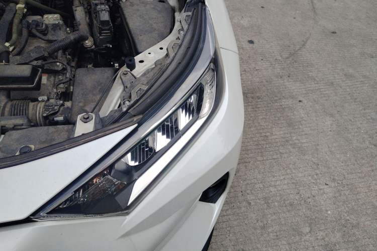 Used Toyota RAV4 2022 Dual-Engine 2.5L E-CVT Two-Wheel Drive Elite Edition Engine Bay Left
