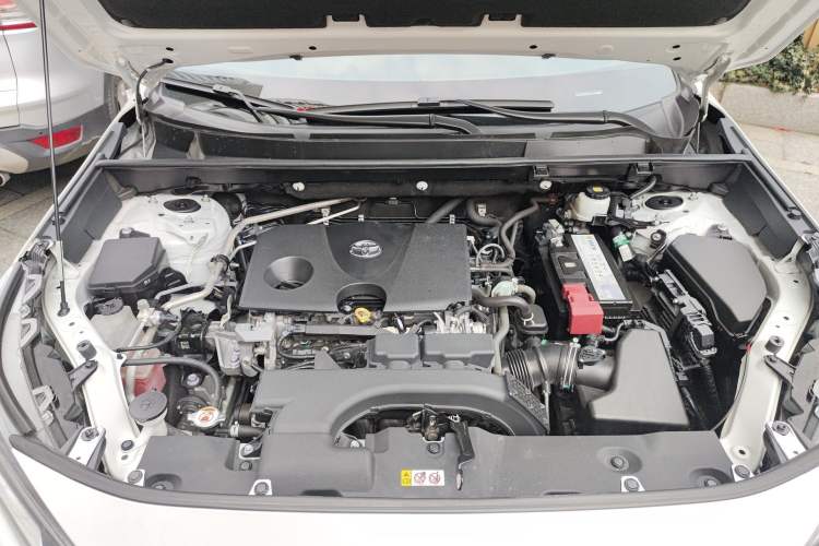 Used Toyota RAV4 2022 2.0L CVT Two-Wheel Drive Fashion Plus Edition Engine Bay