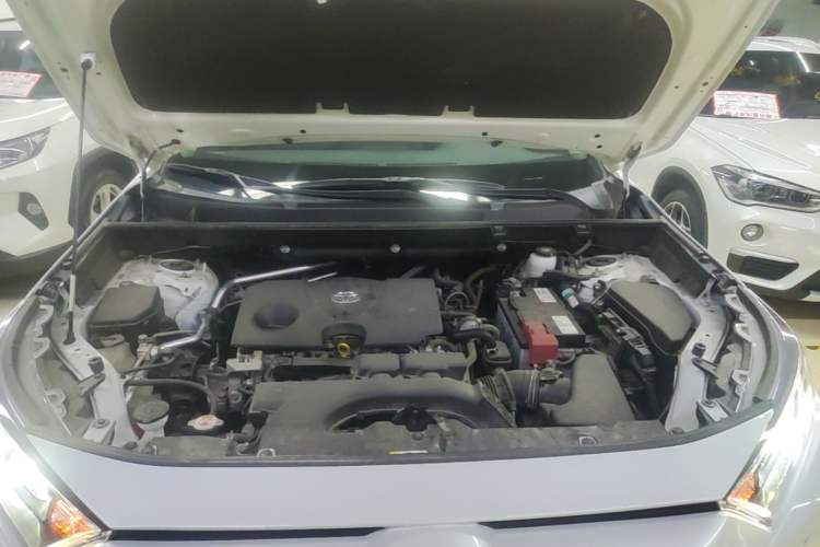 Used Toyota RAV4 2022 2.0L CVT Two-Wheel Drive Fashion Plus Edition Engine Bay
