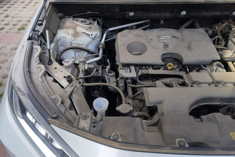 Used Toyota RAV4 2022 2.0L CVT Two-Wheel Drive Urban Edition Engine Bay Right